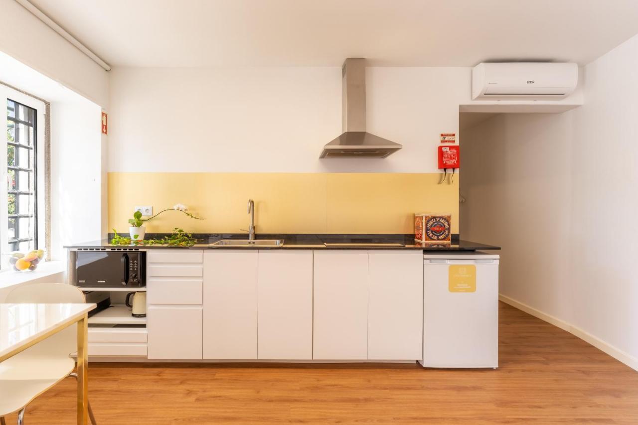 Casa Amarela Apartments - By Casas Na Ilha Câmara de Lobos Kültér fotó